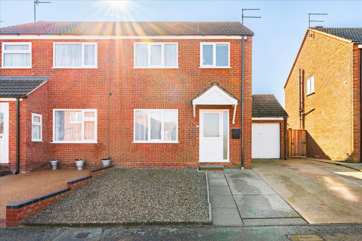 Property Imageae19f797-41d4-49a0-8e88-bd3586bfde43