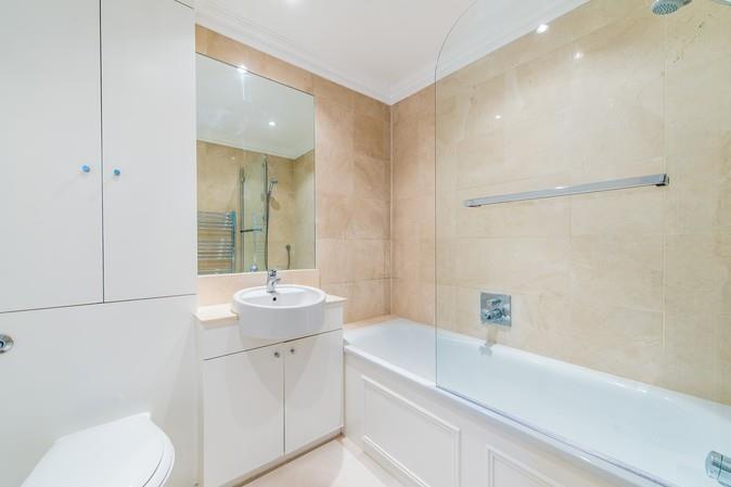 Bathroom.jpg