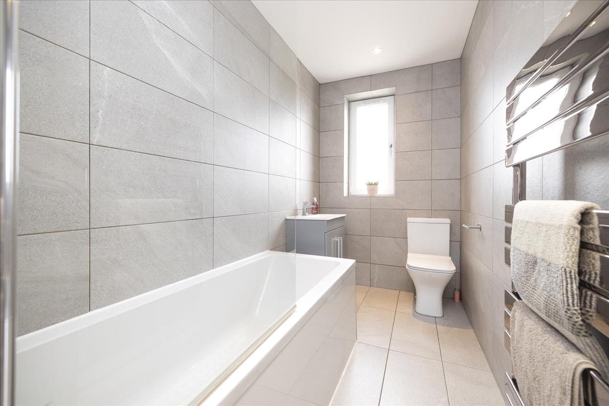 3 bedroom flat for sale in 114 Birkenside , Gorebridge, EH23 Avenue Road Estate & Letting Agents