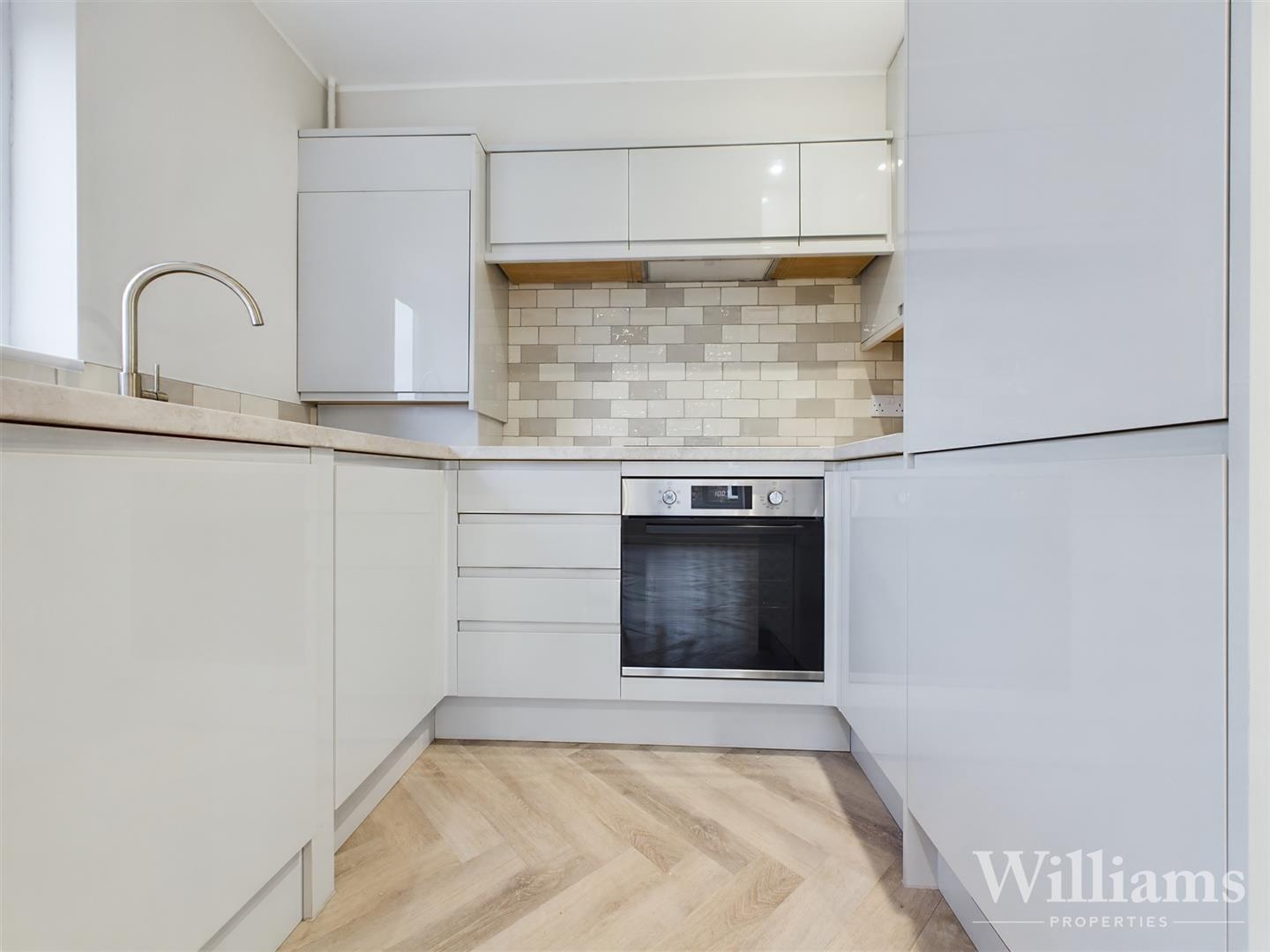 Property Imageb1a6e4f9-0705-4210-b45a-334943f1f6d3