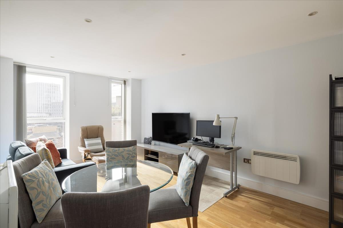 Property Imageb3ca7310-30d6-4d1e-b9fc-cef0d8d9c115