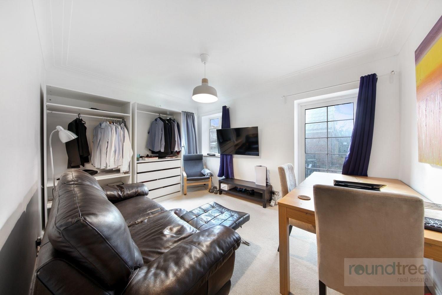 Property Imageb49e6486-c963-4222-a592-9cac83568461