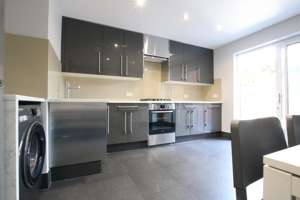 Property Imageba15a325-785a-4ca7-9511-e2a954dce606