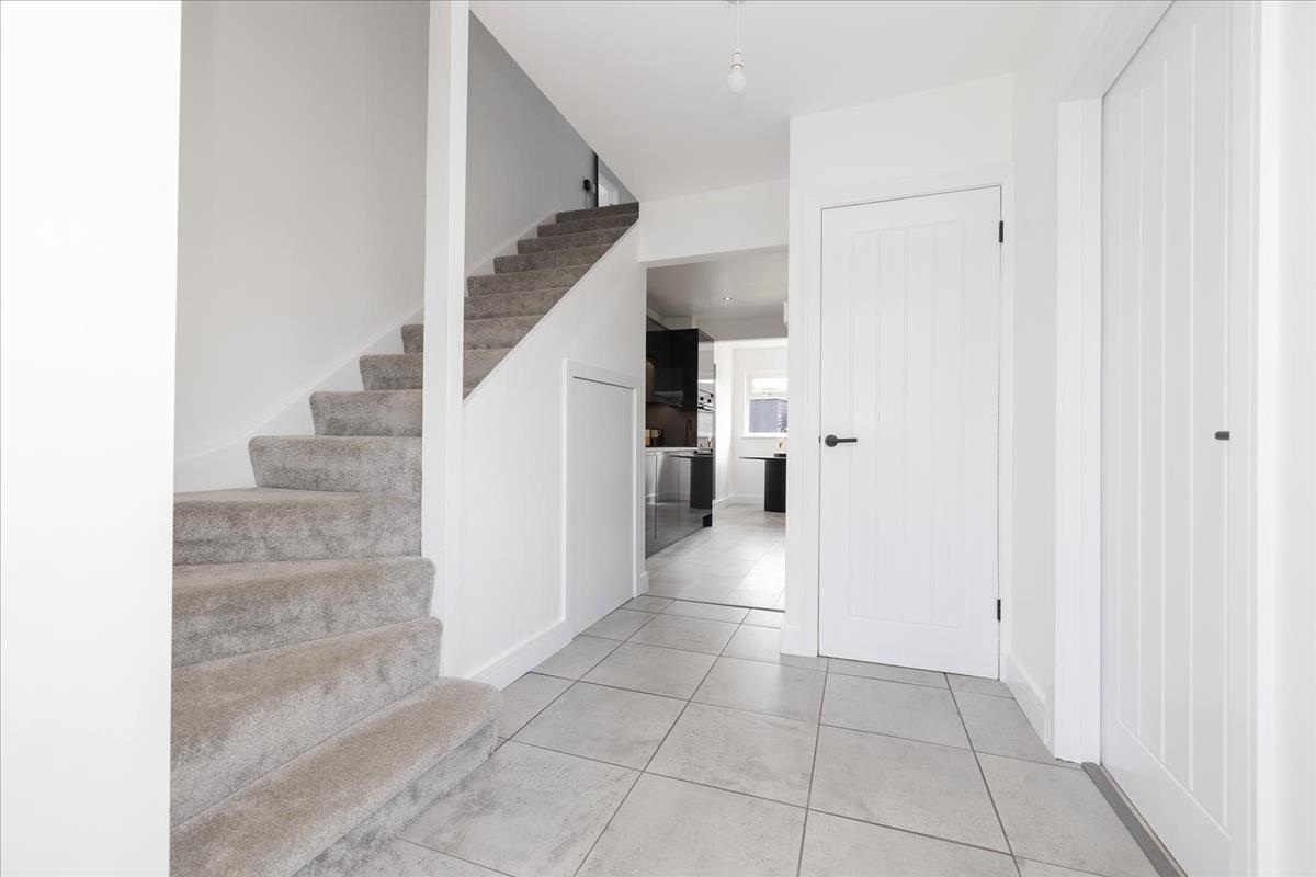 2 bedroom end of terrace house for sale in 18 Cowden Terrace, Dalkeith