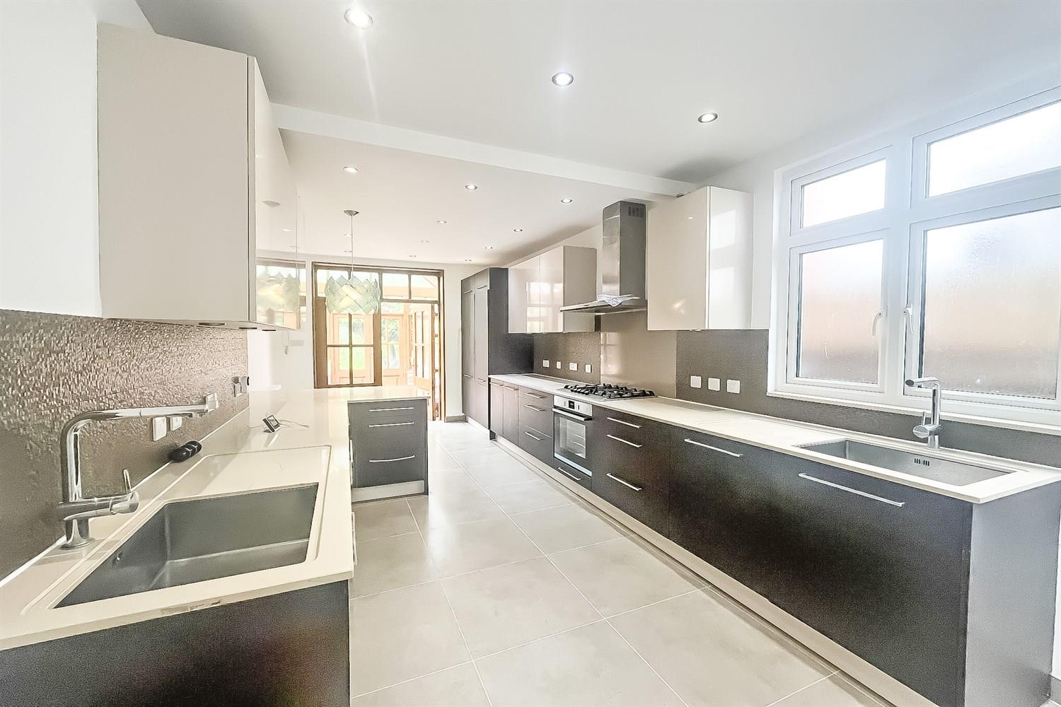 Property Imagebe467fdb-6e67-474c-8d33-f0e4c7b5a1ea