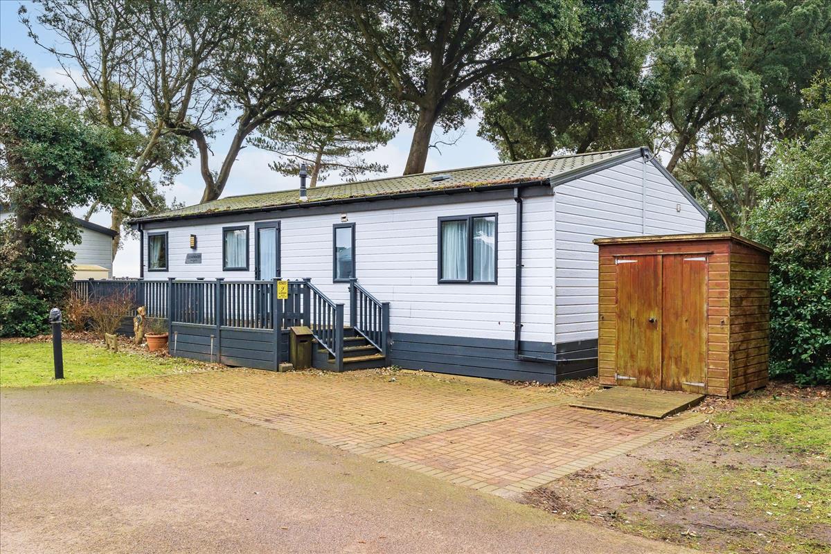 Property Imagec0a3422d-65fb-4838-8e24-1b7743a5ff22