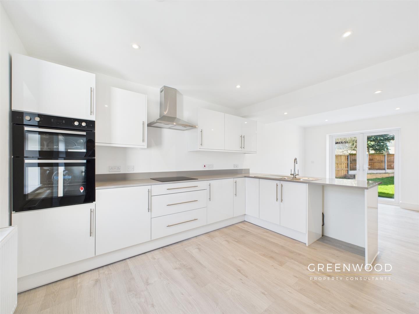 Property Imagec127d6f4-5052-489a-8bf6-3ee02a980d8f