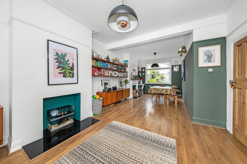 Property Imagec2440785-192c-4288-8bc3-5490d672c8c1