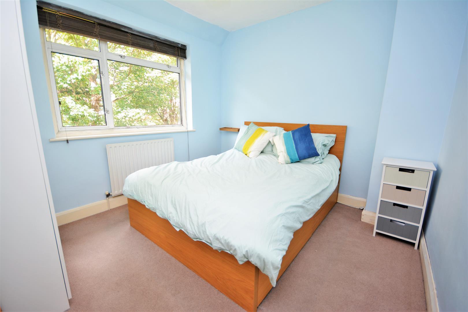 2 bedroom apartment for sale in Runnymede, Colliers Wood, SW19