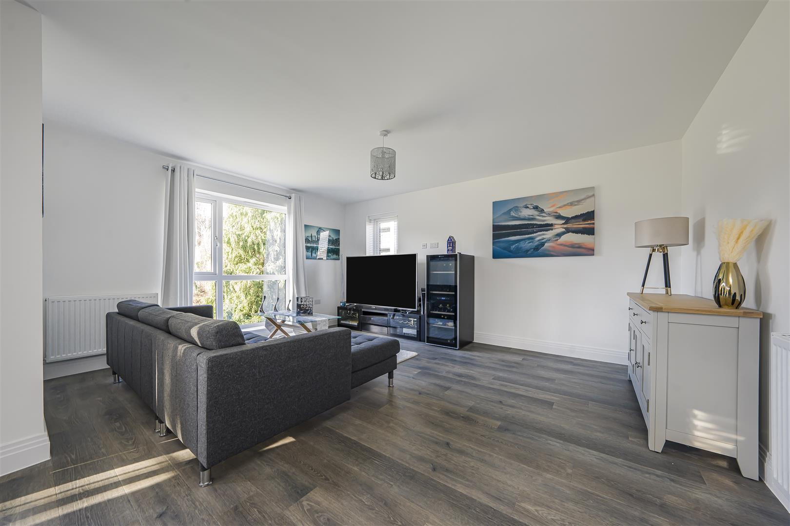 Property Imagec3f7ec45-b1df-4068-a0b7-16a4b669f2cc