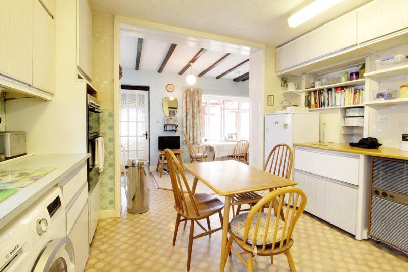 4 bedroom house for sale in Tolmers Road, Cuffley, EN6 Banc Property