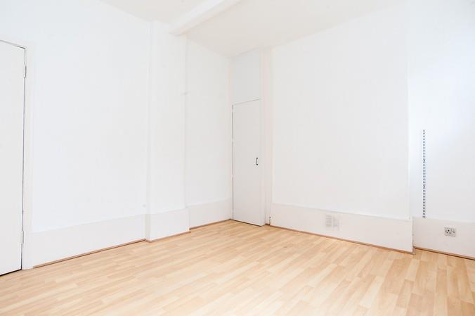Bedroom (2).jpg