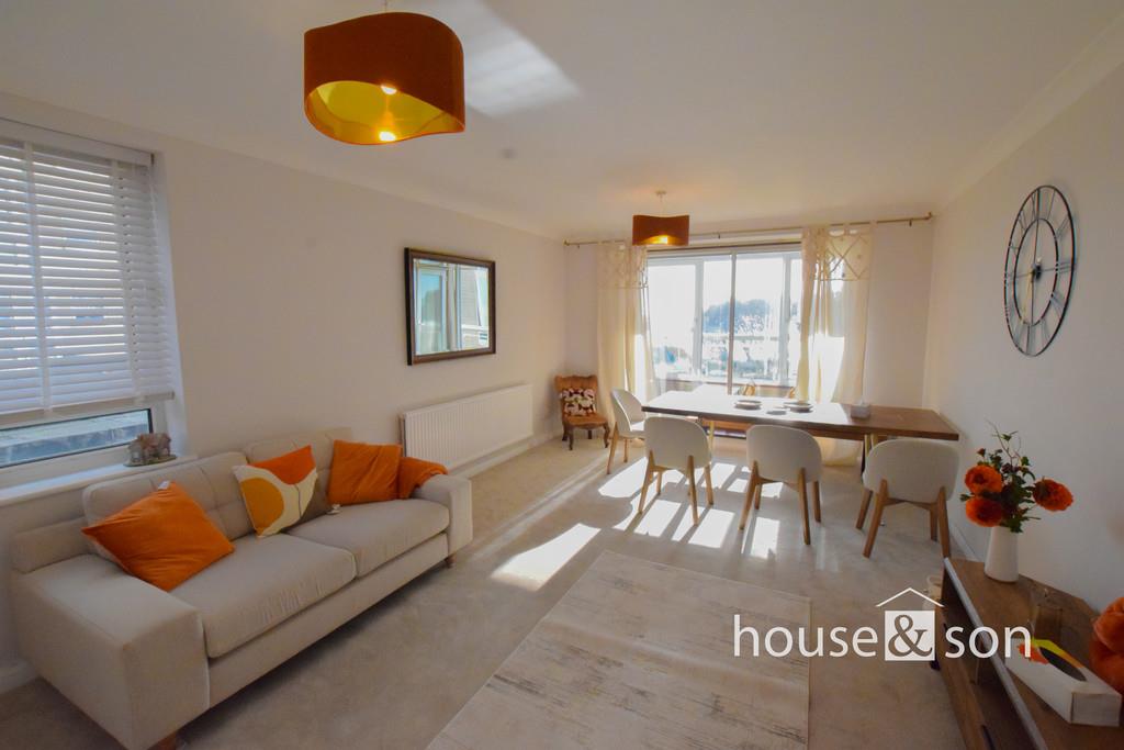 Property Imagec6a35f04-df32-4913-90fb-db6cdd483004
