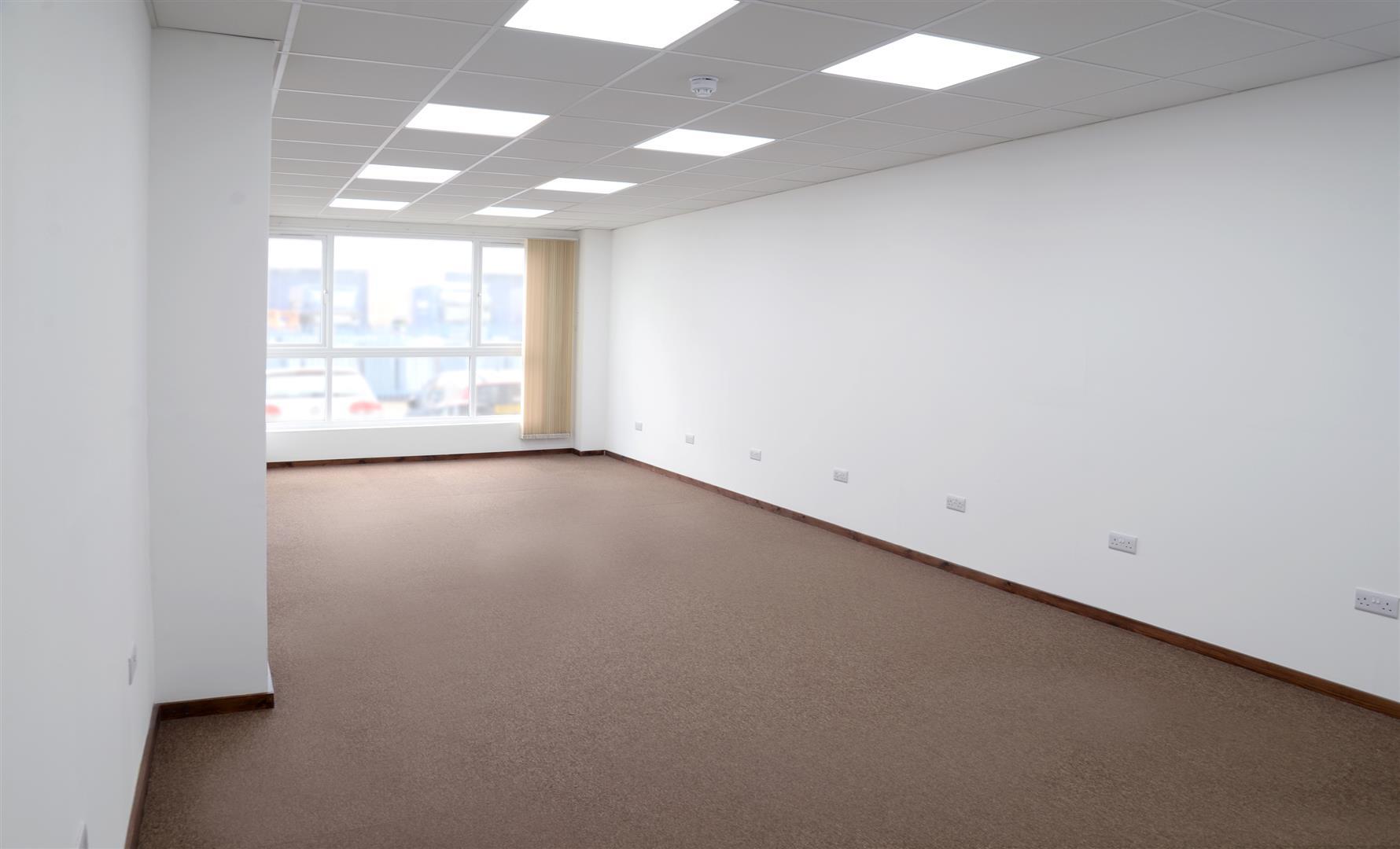 Property Imagec89ad5f2-bec1-4f4f-8acd-193c48396902