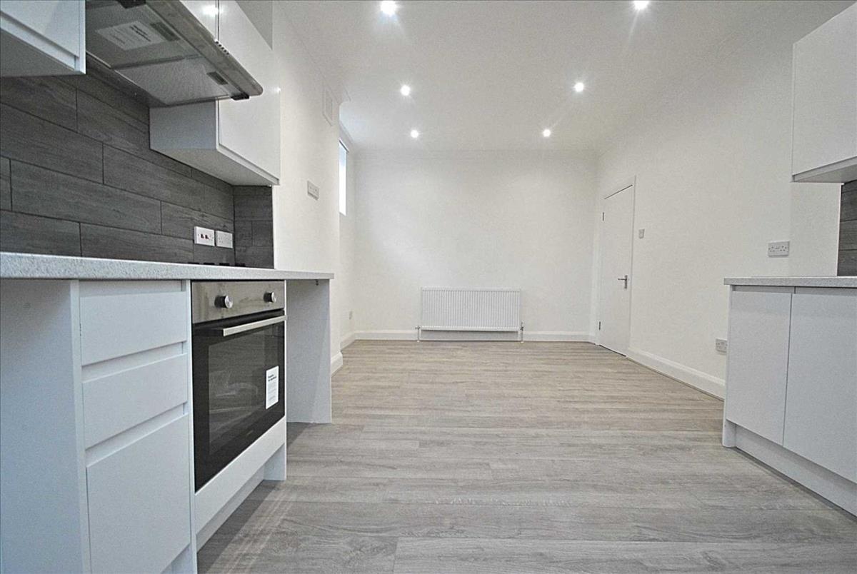 Property Imagecd180155-b992-4e13-8a75-5b0a7d677f0c
