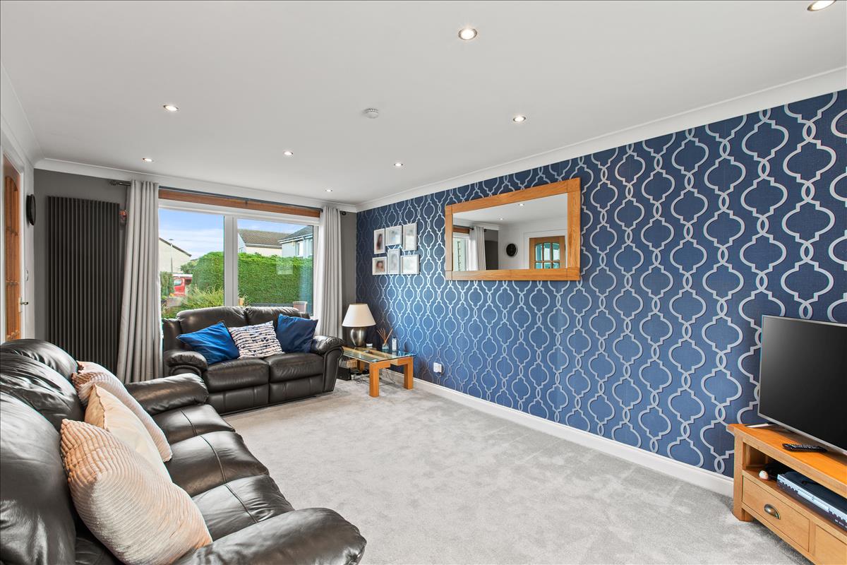 4 bedroom detached house for sale in 16 Alnwickhill Loan, Edinburgh