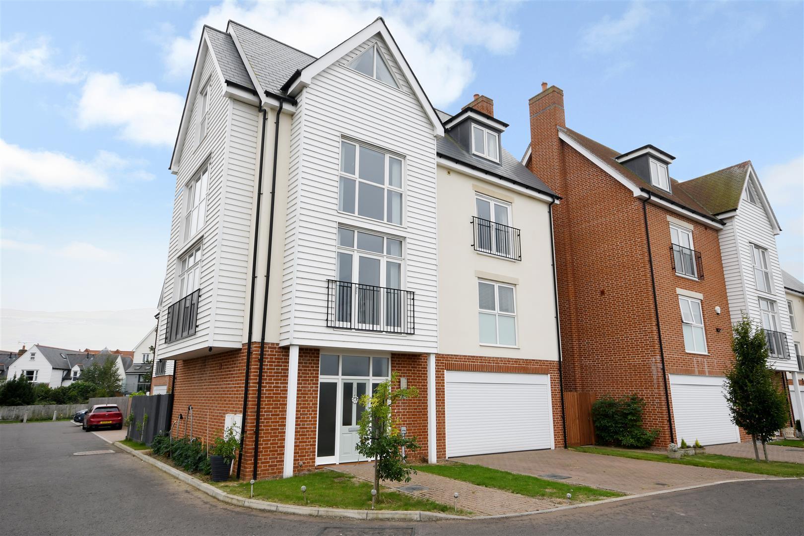 Properties for sale in Burnham On Crouch