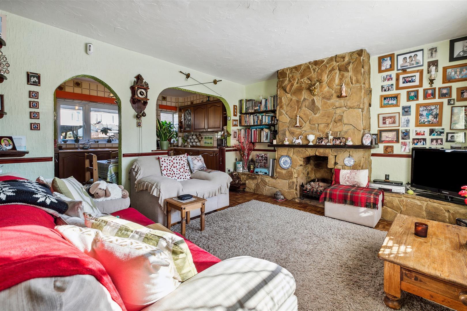 3 bedroom semidetached house for sale in Staveley Gardens, London, W4