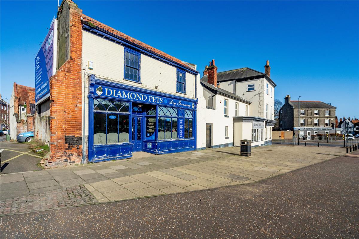 Property Imaged1342fc6-b98a-42e2-8717-0232b17c9dcc