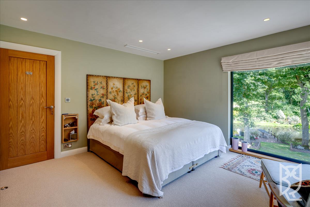 3 bedroom detached house for sale in Crow Lane, Tendring, CO16