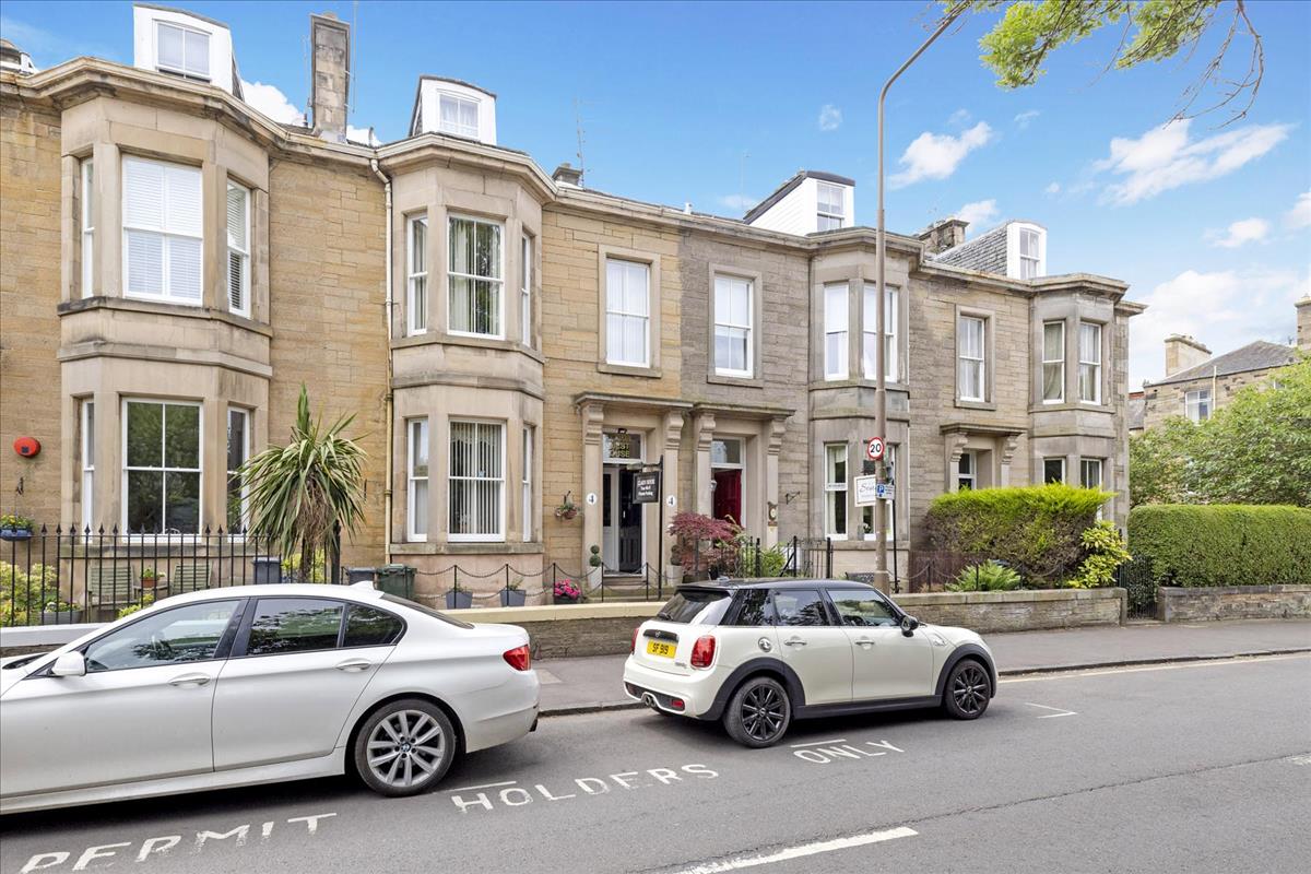 Houses for sale Avenue Road Estate & Lettings Agents