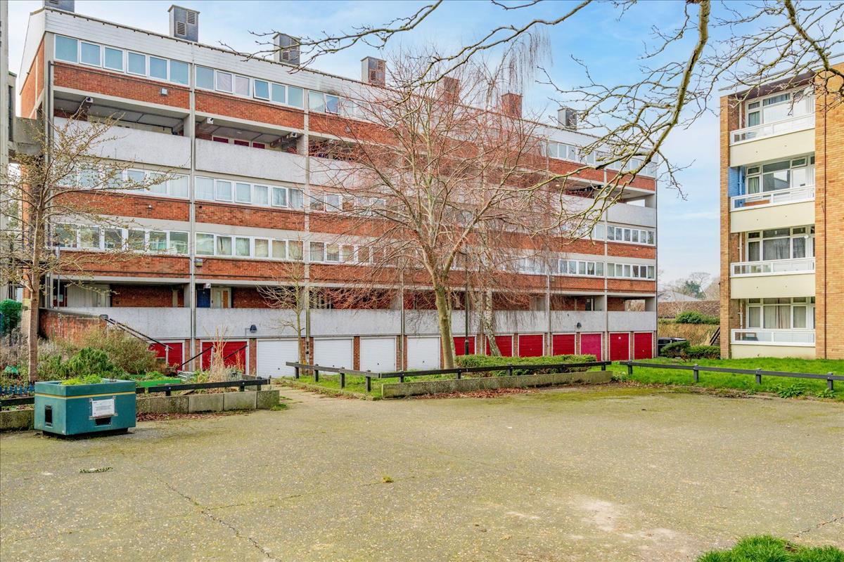 Property Imaged6688364-85f5-4fdb-801e-b13a7cd725d5