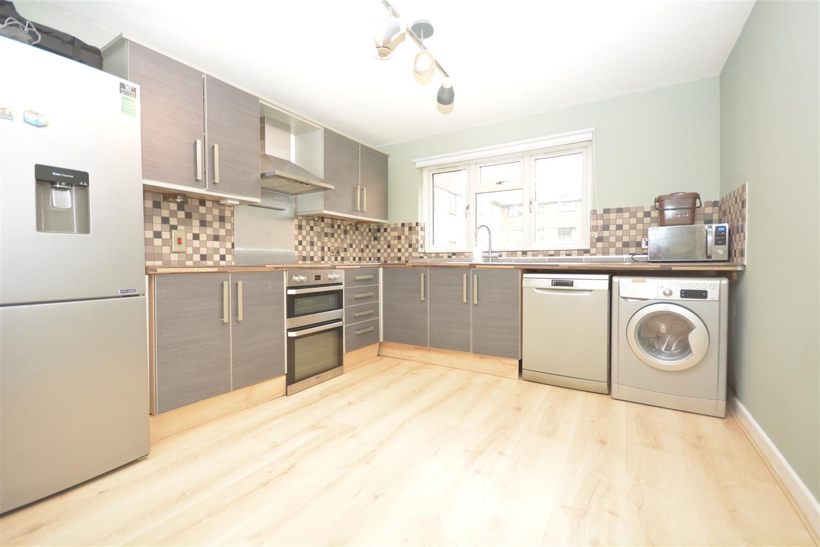 2 bedroom apartment for sale in Kipling Drive, Wimbledon, SW19