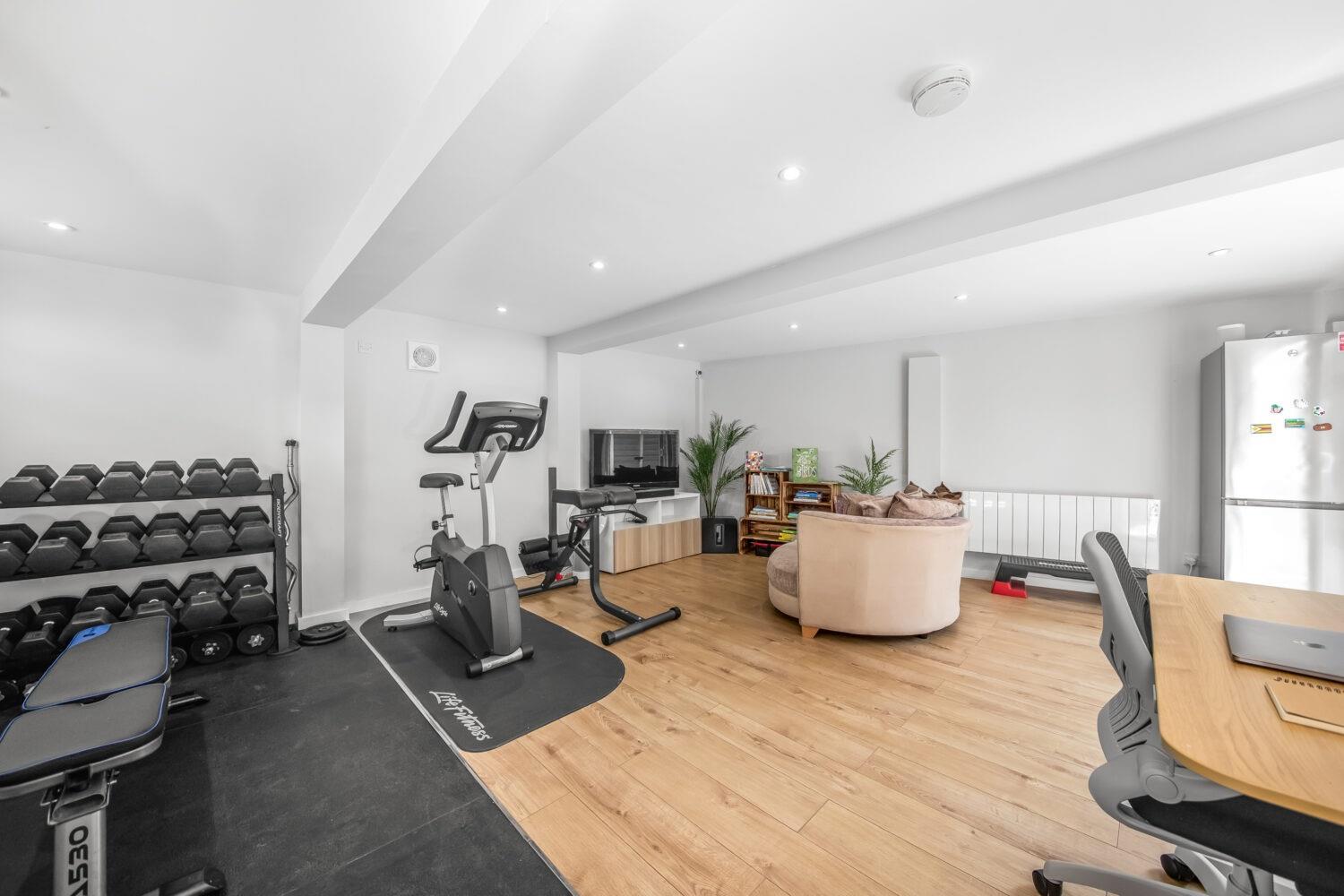 4 bedroom house for sale in De Frene Road, Sydenham, SE26 Pedder