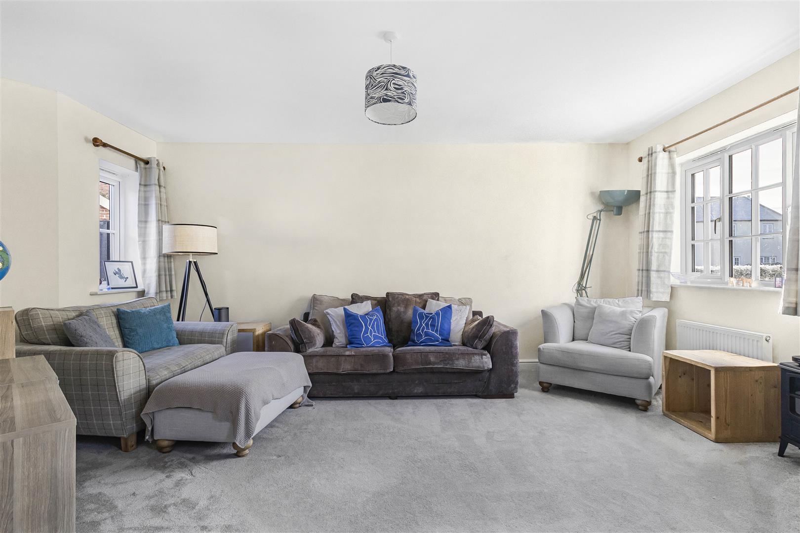 Property Imagedd096519-b840-4124-b59a-cb9898518040