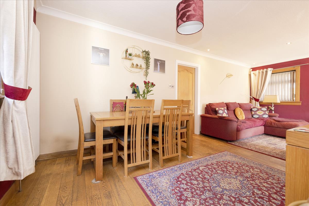 3 bedroom detached bungalow for sale in 37 Thomson Drive, Currie, EH14