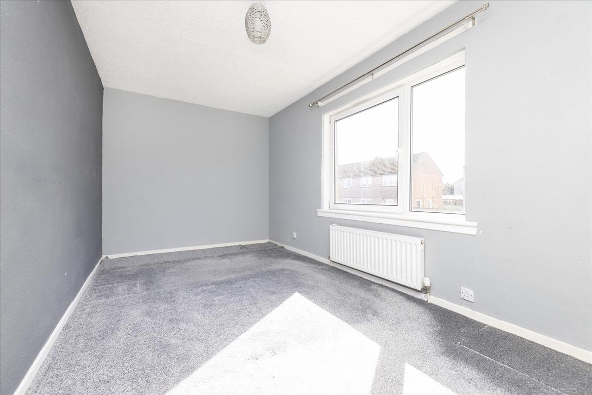3 bedroom terraced house for sale in 61 Windsor Square, Penicuik, EH26