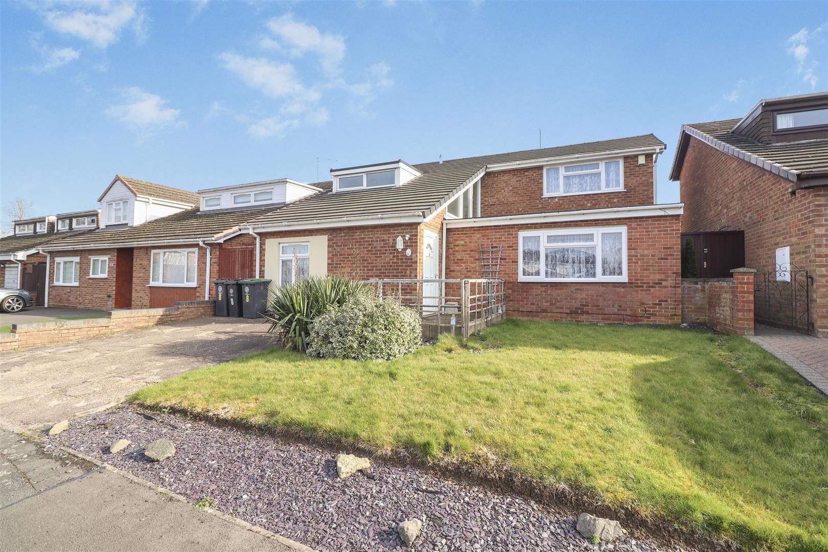 Property Imagedf682628-16ed-4c3c-bc39-8fa11008c20e