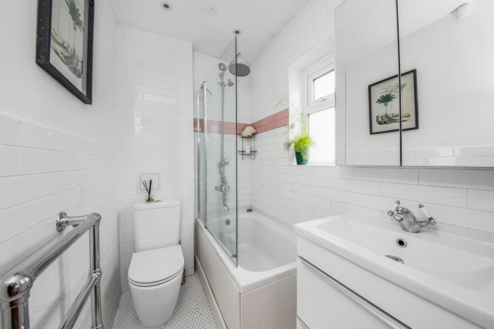 3 bedroom house for sale in Oak Grove Road, Anerley, SE20 Pedder