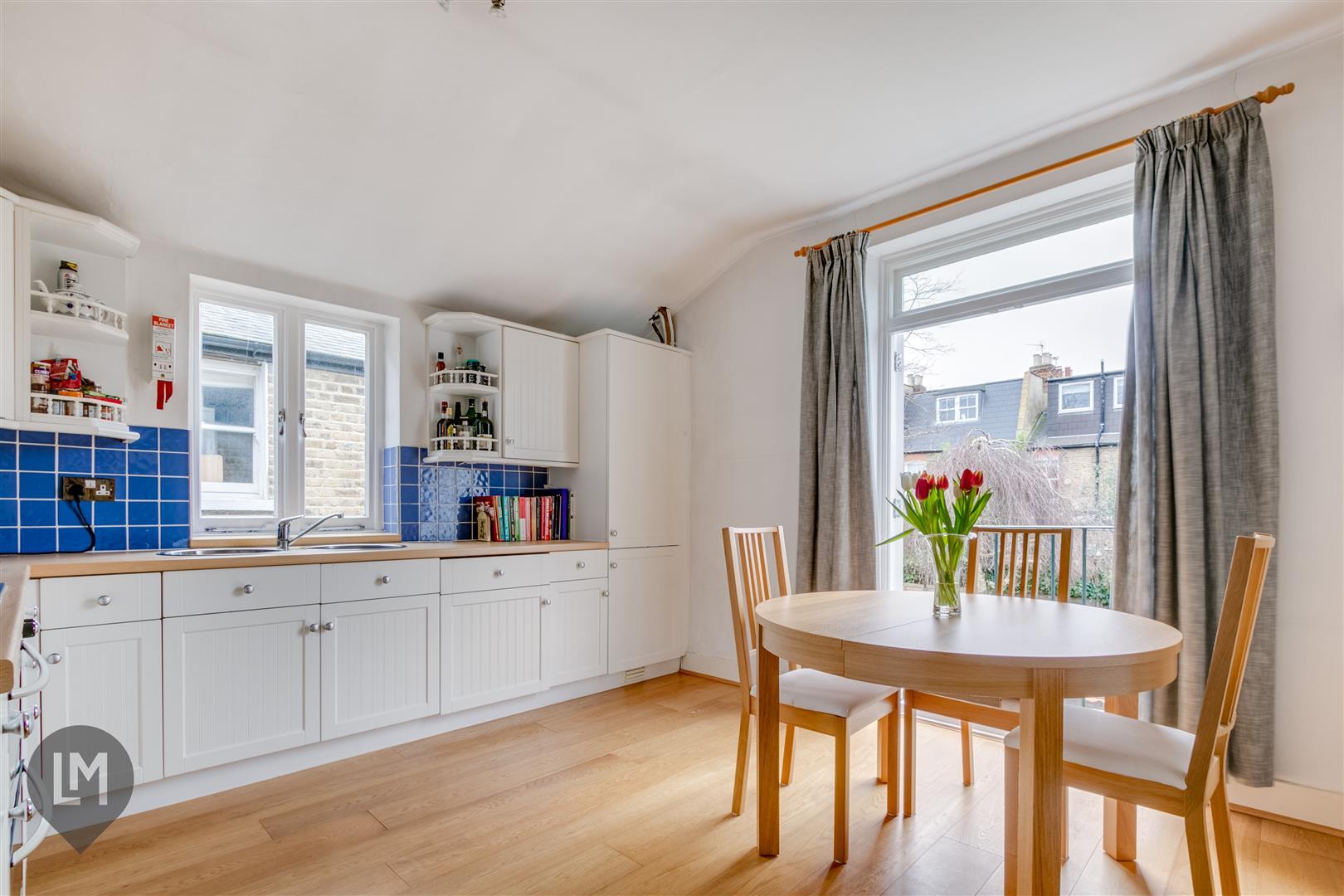 3 bedroom for sale in Trentham Street, London, SW18 Loney