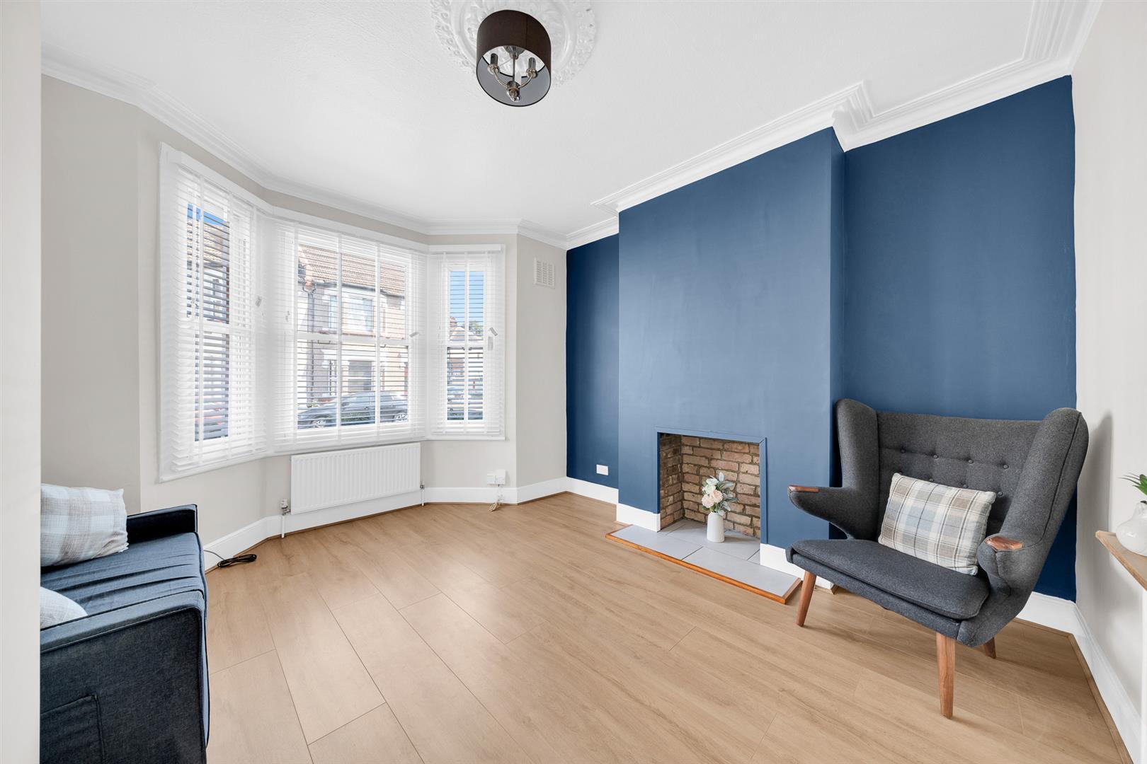 Property Imagee2e1d005-b03a-4aef-9e92-b91d8e0354a0