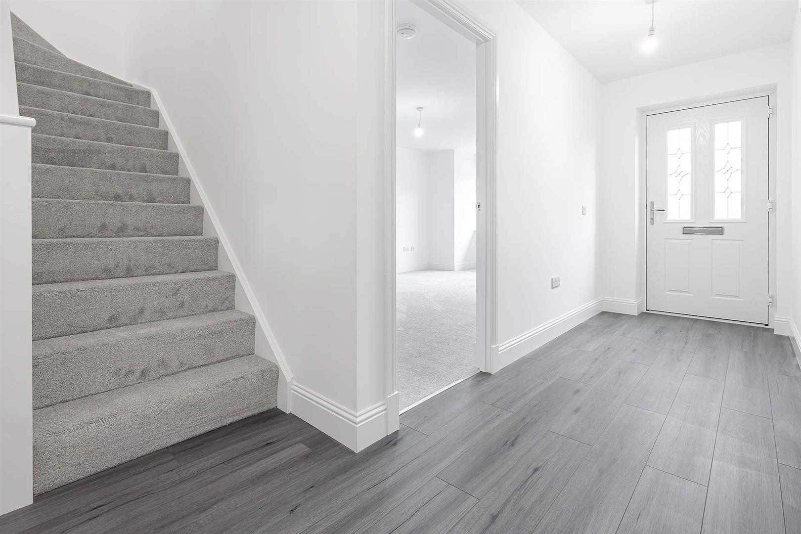 5 bedroom detached house for sale in Heatherview, Seafield, EH47