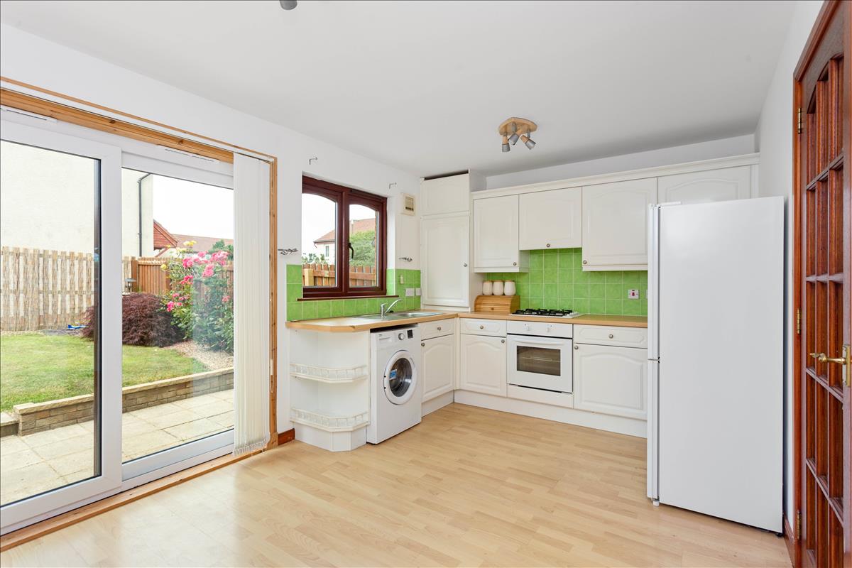 2 bedroom semidetached house for sale in 23 Oliphant Gardens