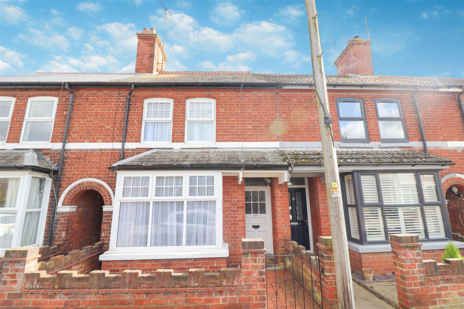 Property Imagee512e3b8-e086-47e9-afeb-fa4e78e576c6