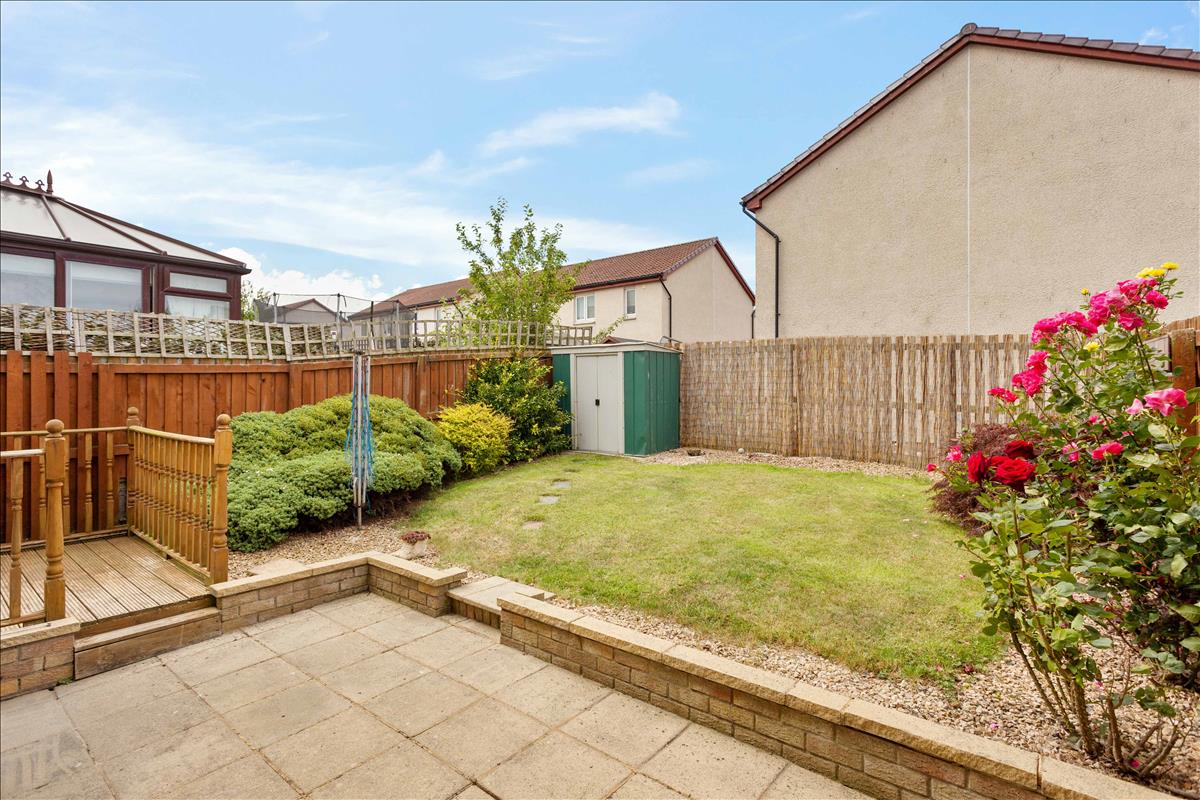 2 bedroom semidetached house for sale in 23 Oliphant Gardens