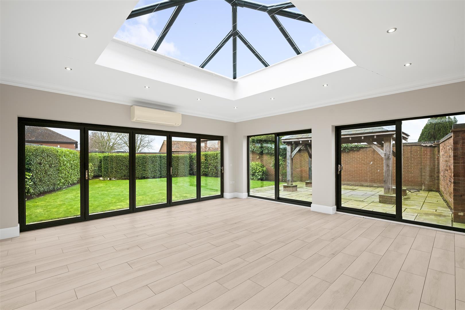 Property Imagee8378cc2-85c5-49c4-8a26-207c35b4f2aa