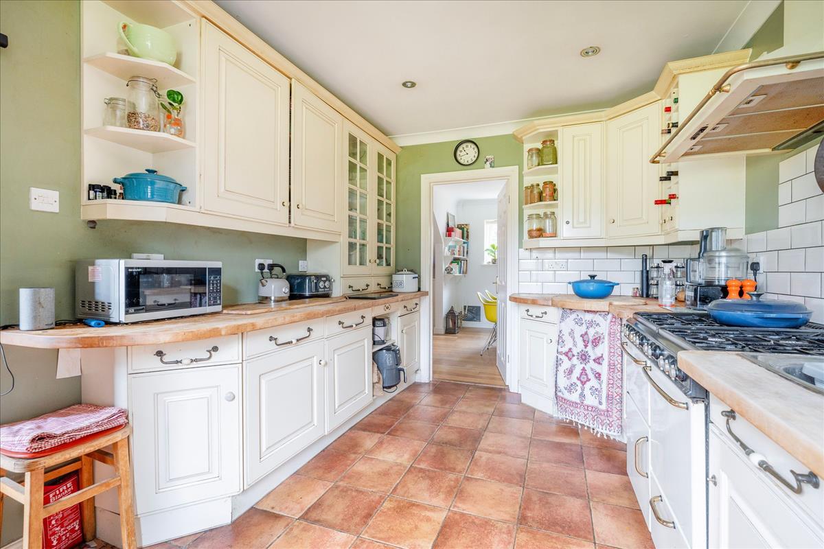 Property Imagee8a7854d-9d8b-4545-b5a7-8a634e8969dd