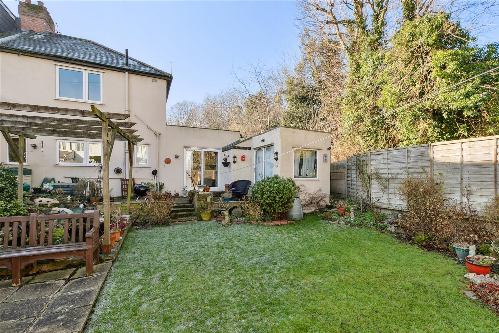 3 bedroom semidetached house for sale in Staveley Gardens, London, W4