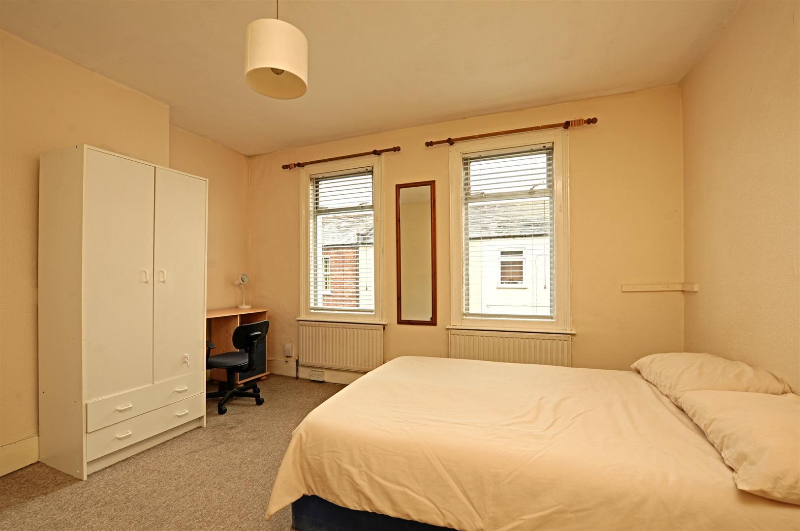 Property Imageece2a117-0be2-452a-b57f-d391187a6f0f