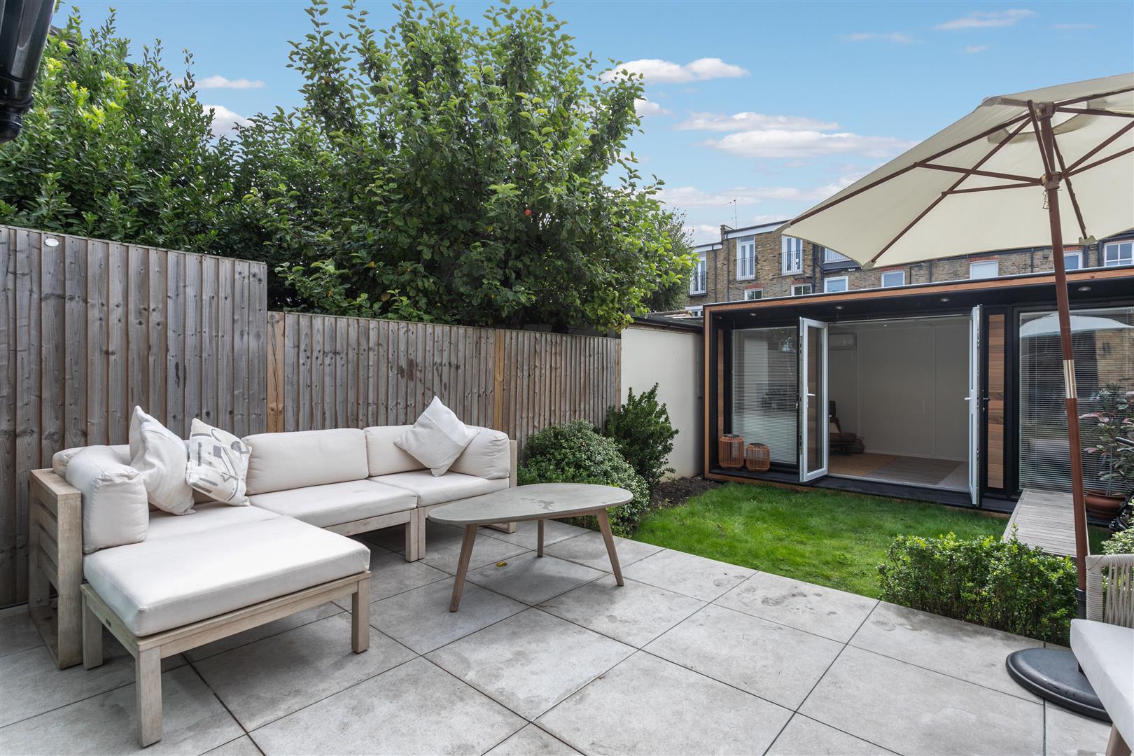 4 bedroom midterraced house for sale in Speldhurst Road, London, W4