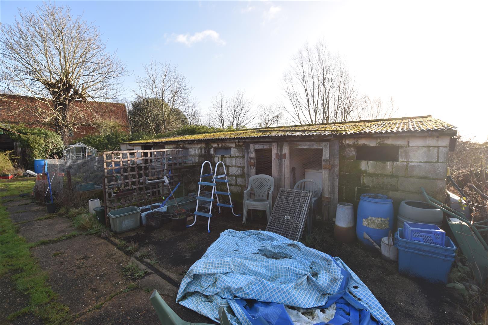 5 bedroom house for sale in Beckingham Road, Great Totham, CM9 Church