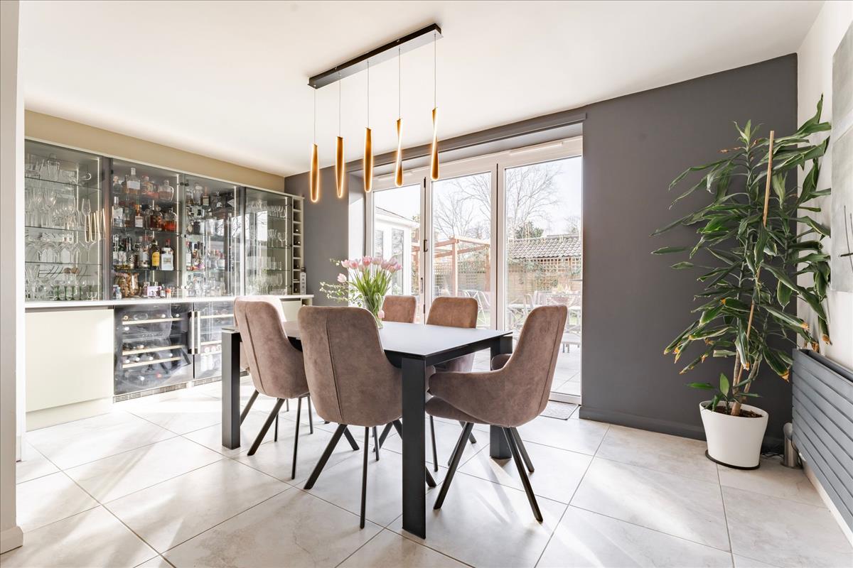 Property Imageefda0dd6-6715-40f9-a8f7-d291ffcf41be