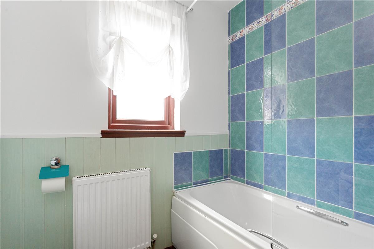 2 bedroom semidetached house for sale in 23 Oliphant Gardens