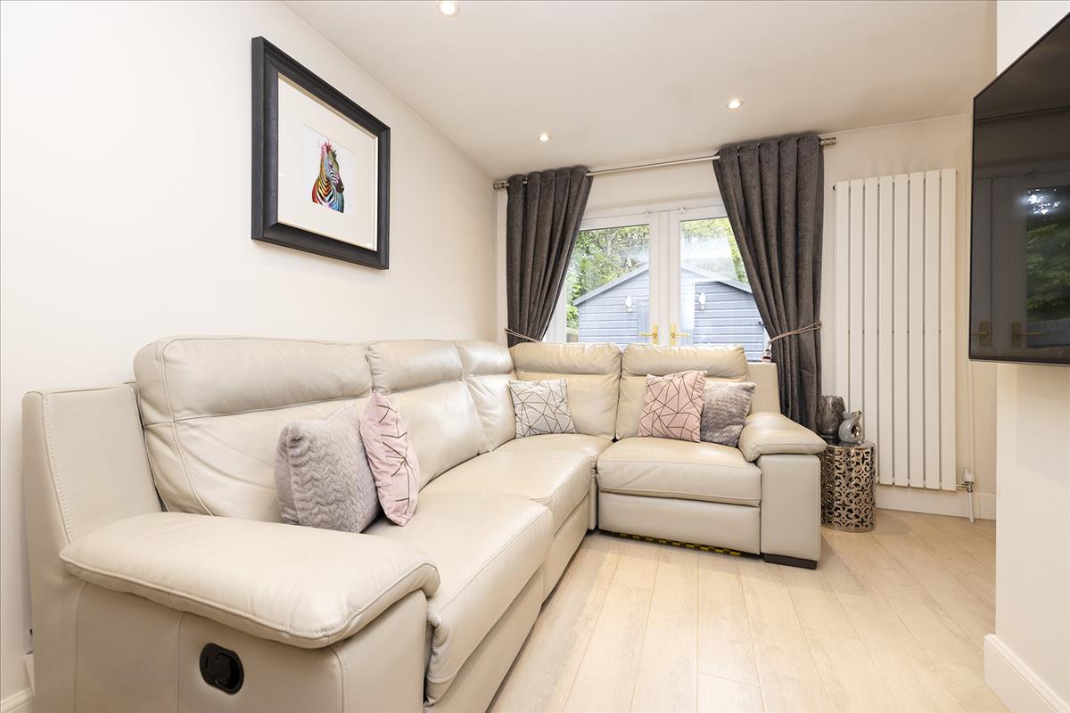 3 bedroom semidetached house for sale in 86 Stevenson Road, Penicuik