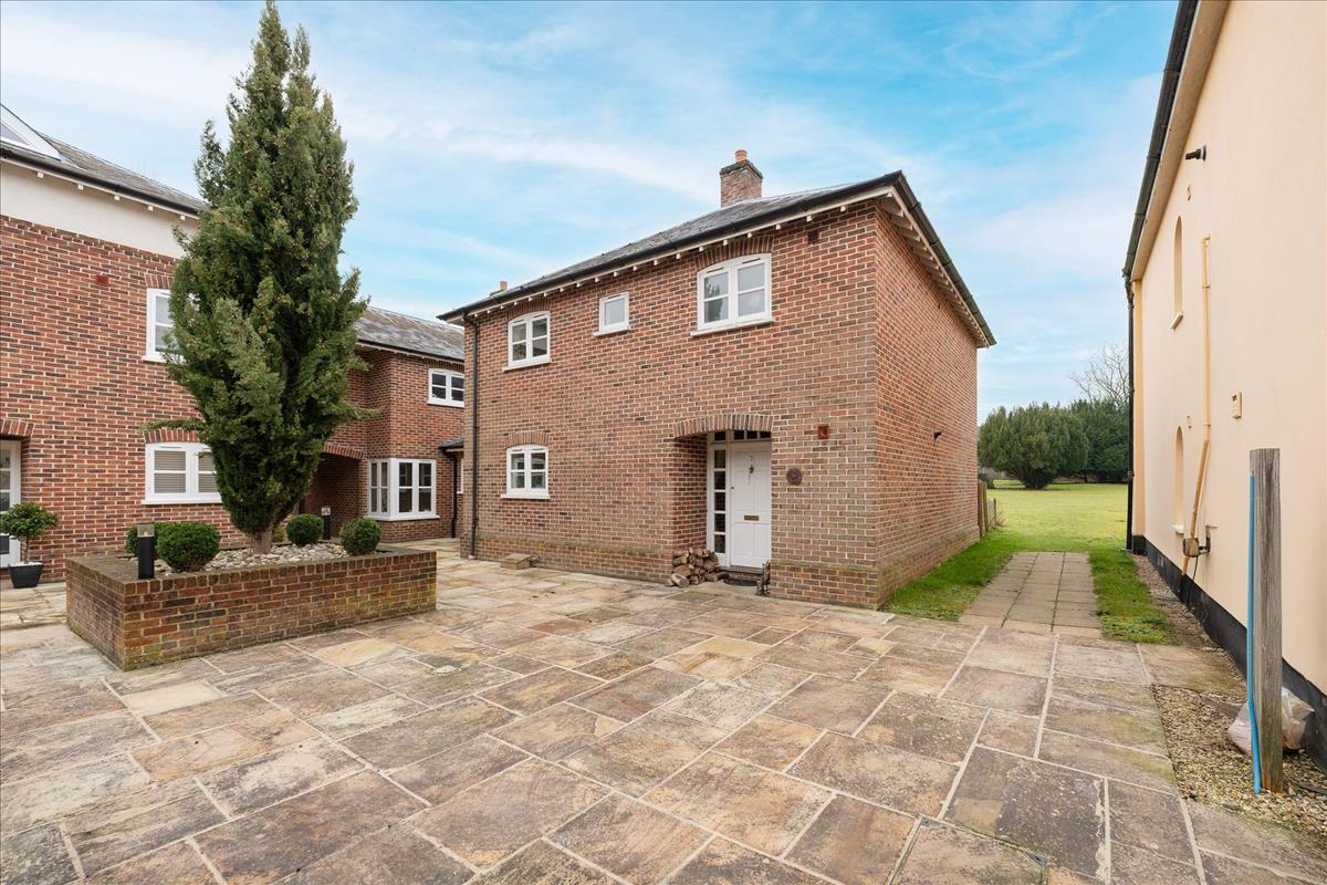 Property Imagef3a8ad82-20af-47bf-a8c5-9afa2a7c7d20