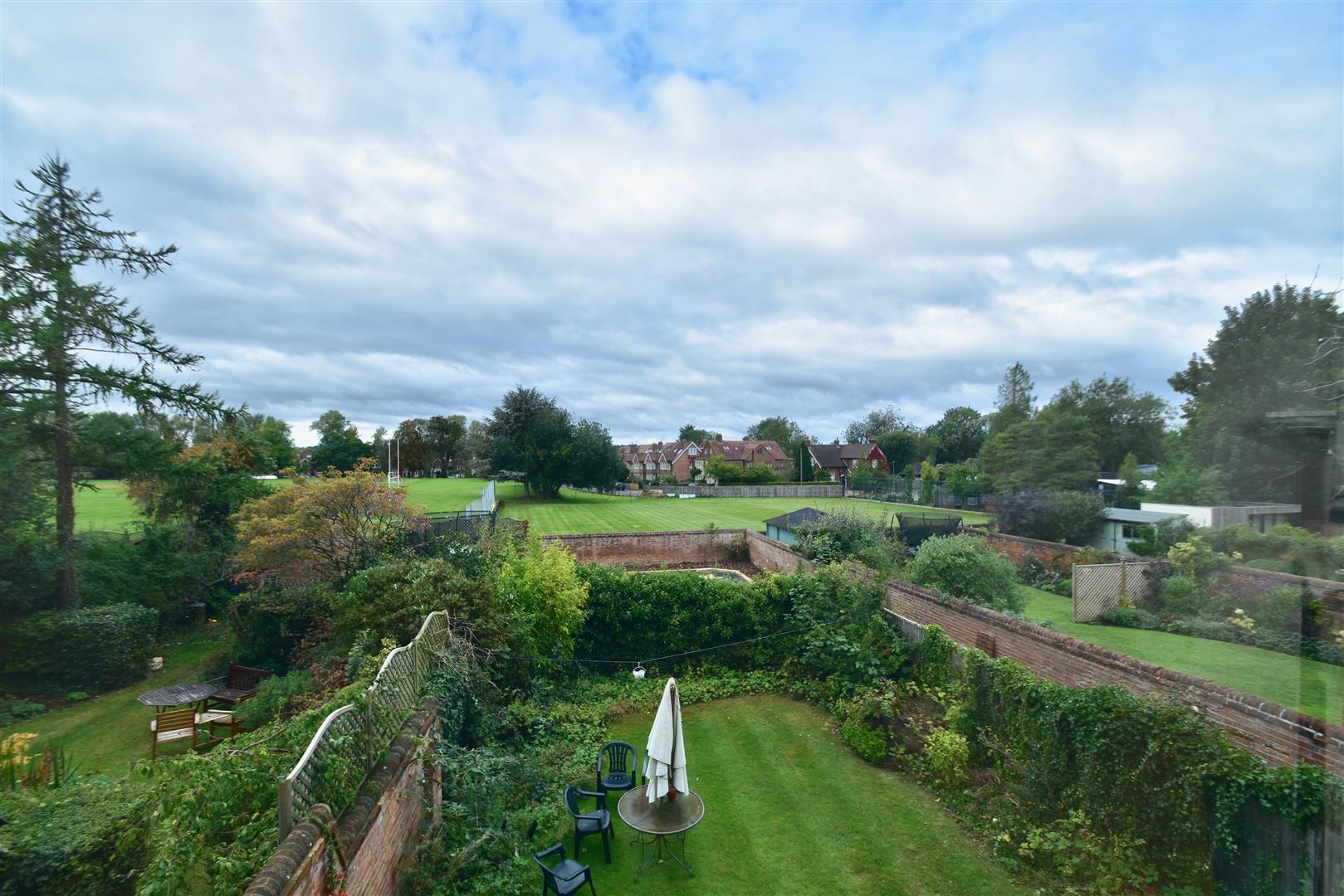 Property Imagef5b8168a-2e31-4e98-b4b7-a5bfb872a7c9